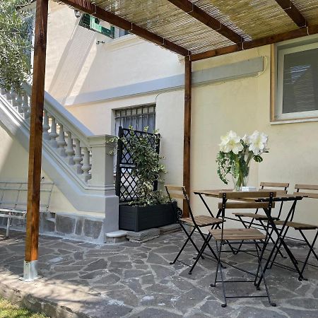 Casa Ale 5 Terre Guest House Con Giardino La Spezia Exterior photo