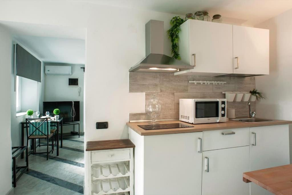 Casa Ale 5 Terre Guest House Con Giardino La Spezia Exterior photo