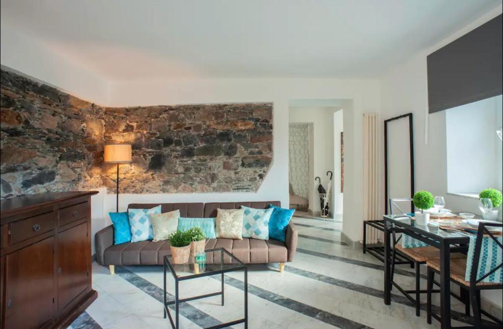 Casa Ale 5 Terre Guest House Con Giardino La Spezia Exterior photo